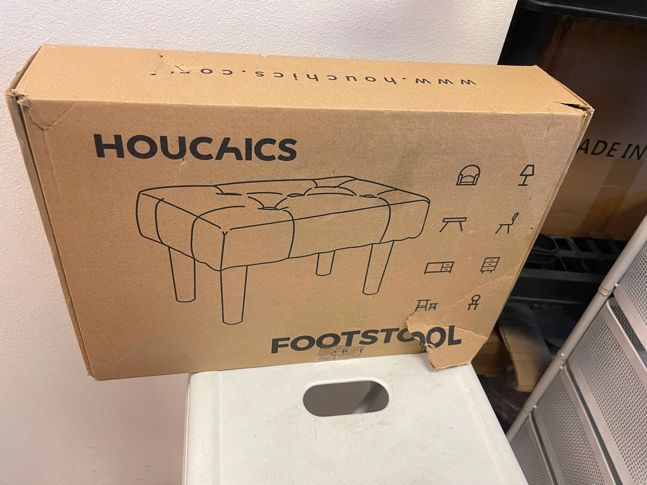 HOUCHICS Tufted Footstool