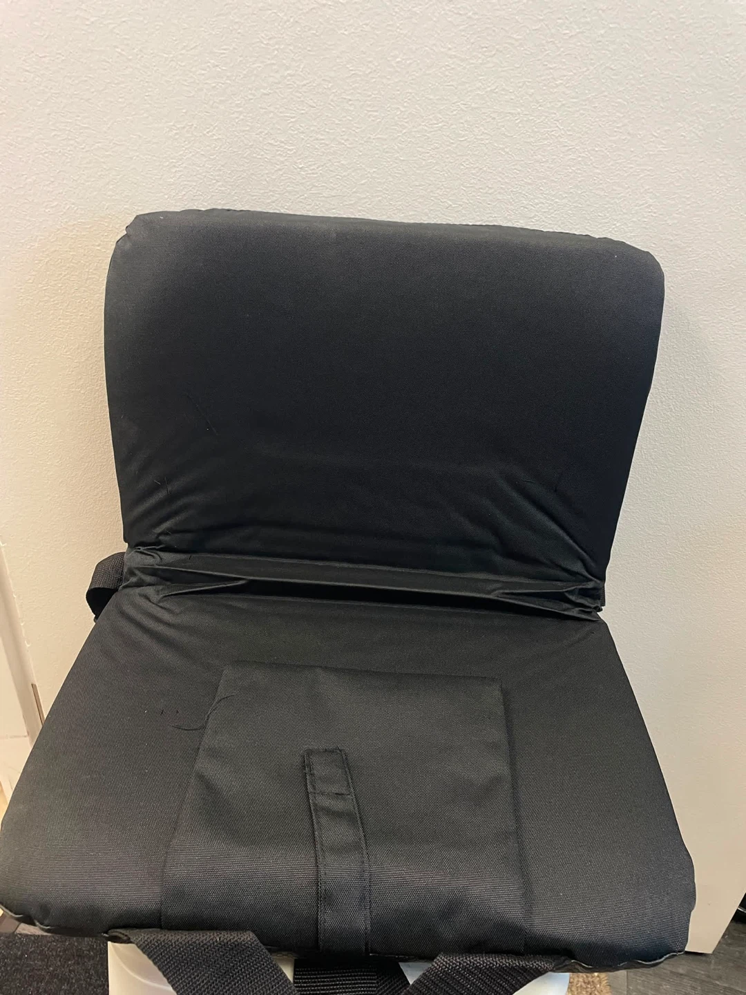 Sportneer Black Portable Stadium Seat