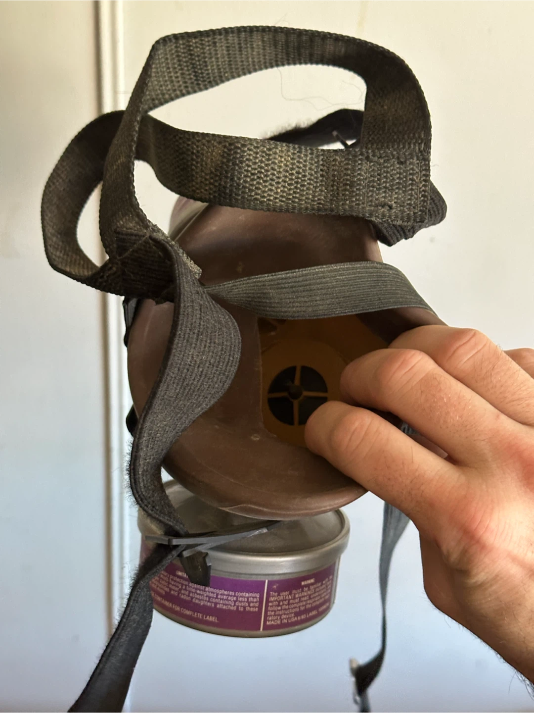 Vintage Scott Model 66 Half-Mask Respirator. - photo 4