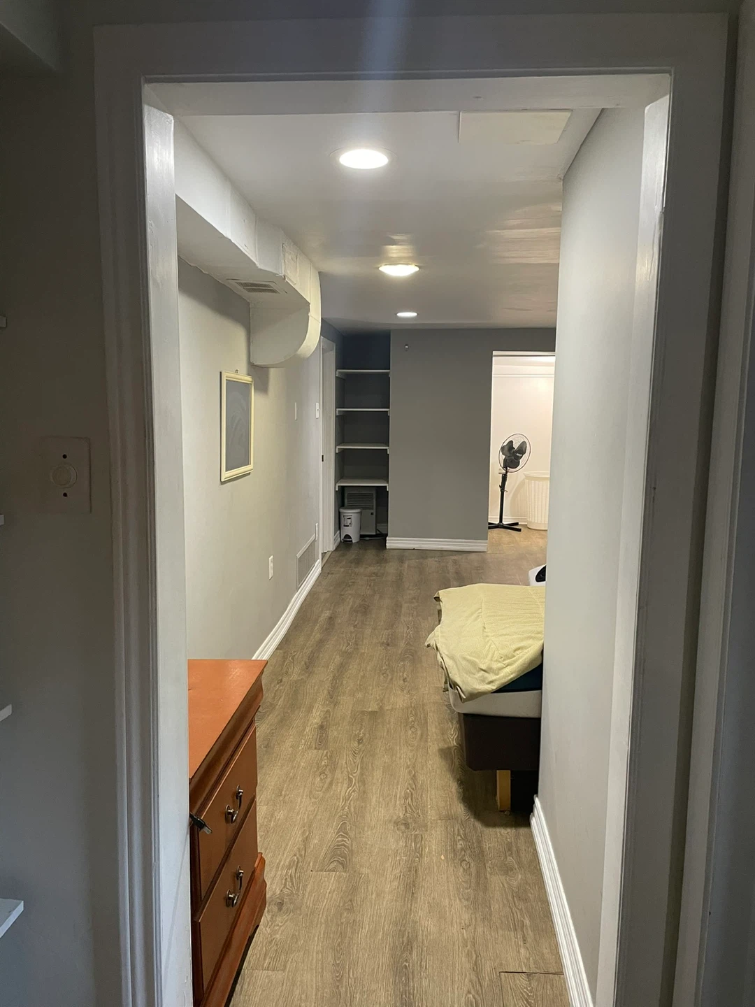 Basement apartment for rent - photo 2