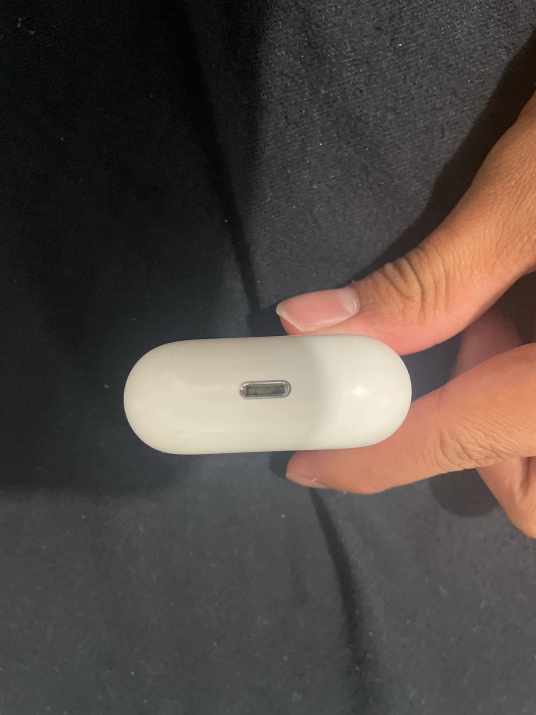 Apple AirPods Pro Charging Case - photo 5