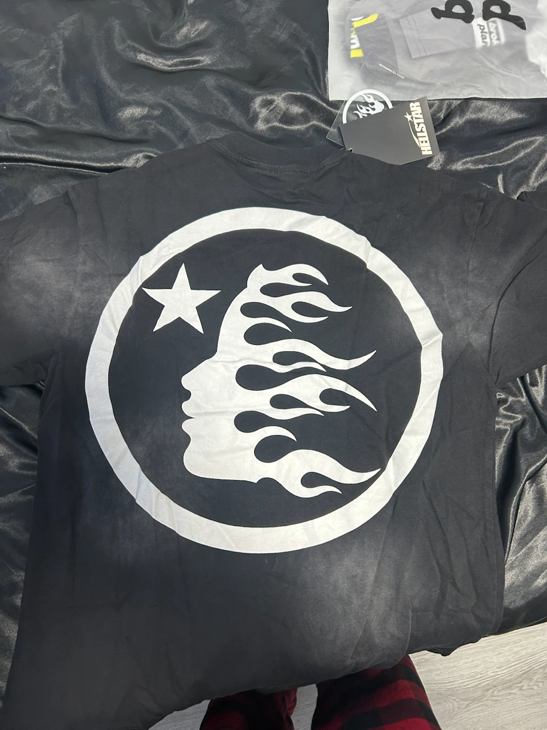 Hellstar shorts and shirt - photo 2
