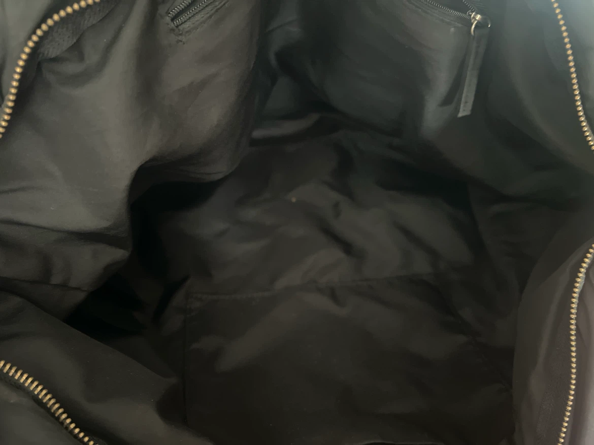 H&M Black Quilted Tote Bag - photo 5