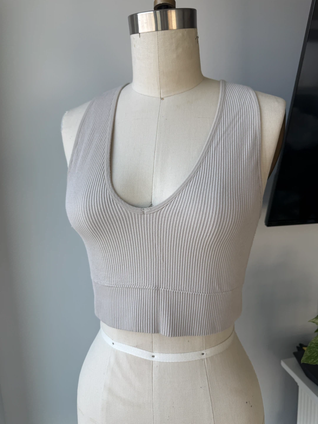 GARAGE Ribbed Tank Top - size small