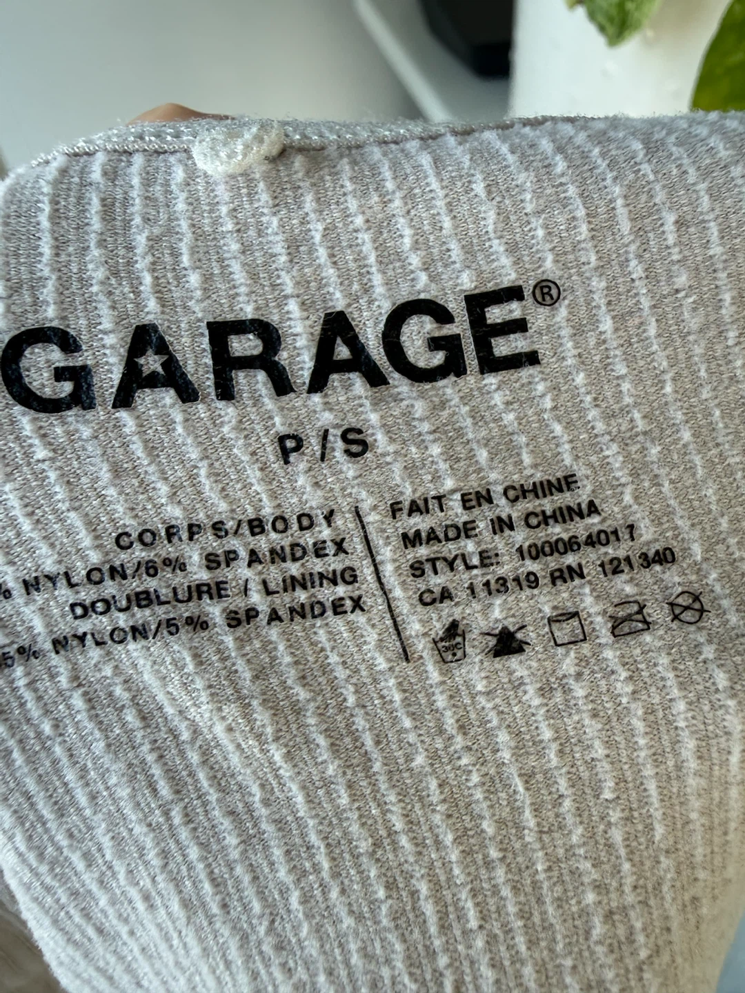 GARAGE Ribbed Tank Top - size small - photo 3