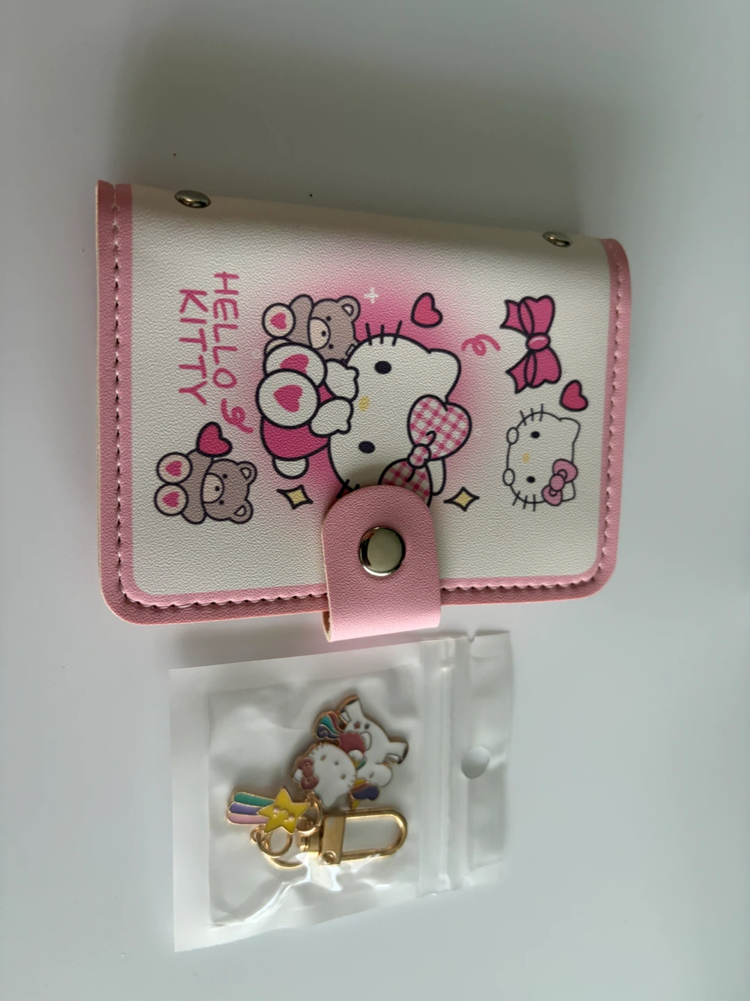New Hello Kitty Credit Card Holder with 20 Card Slots & Keychain - photo 3