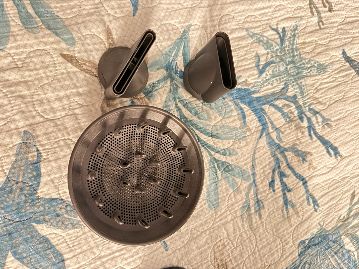 Dyson Supersonic Hair Dryer with Case and Attachments - photo 3