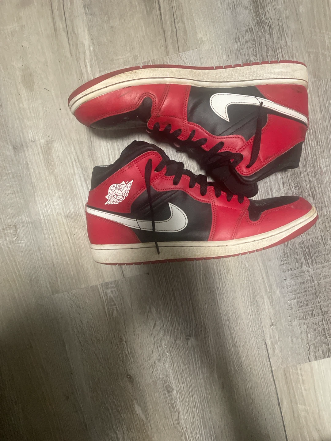 Air Jordan 1 High OG "Bred" Sneakers - photo 2