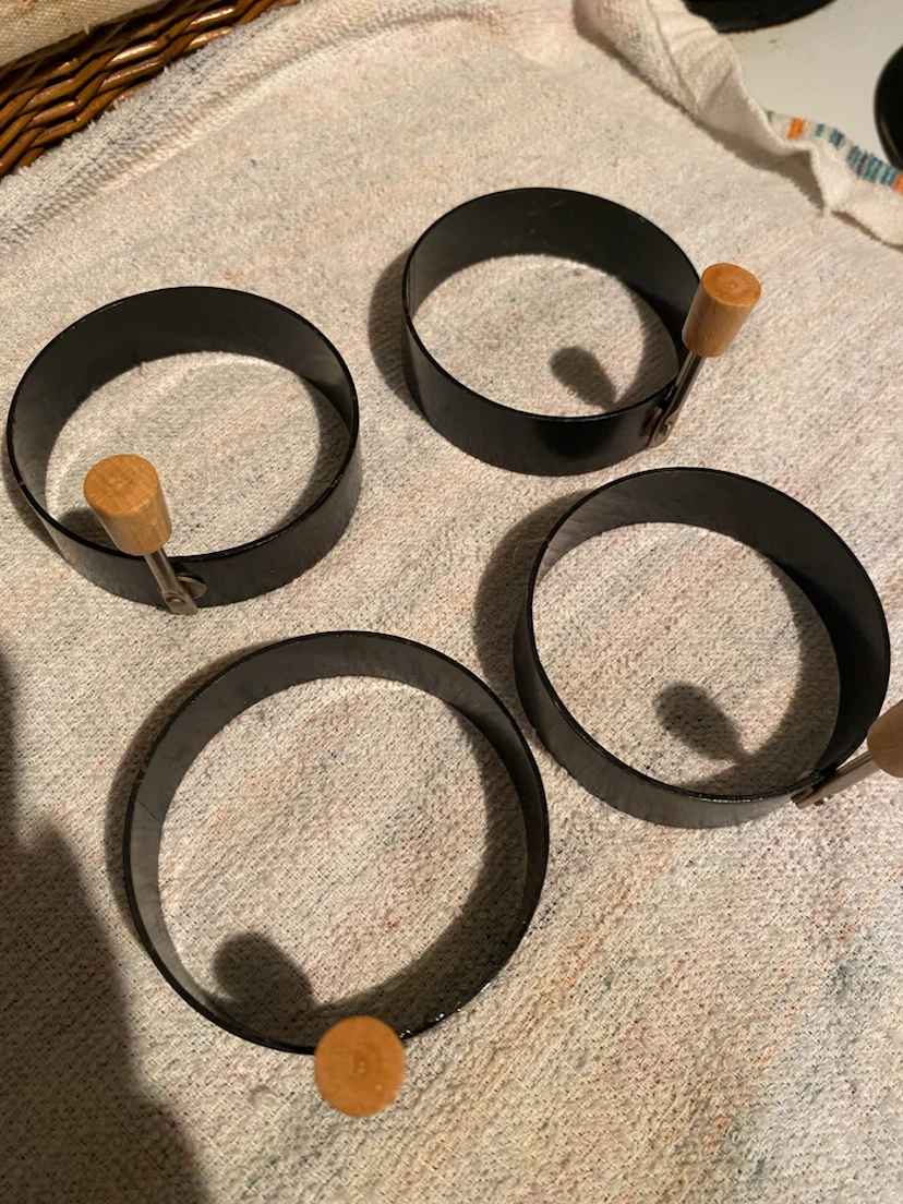 Set of 4 Egg / pancake Rings for Frying - photo 2
