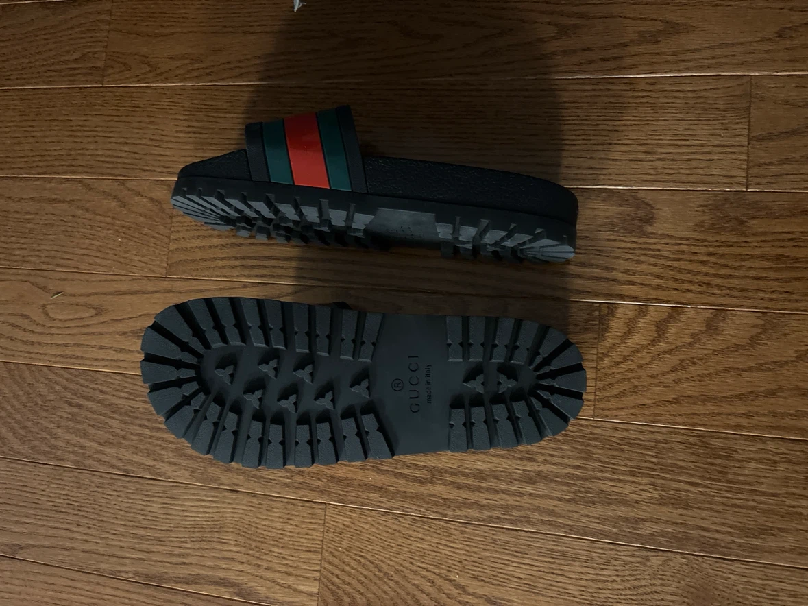 Gucci Black Slides - photo 3