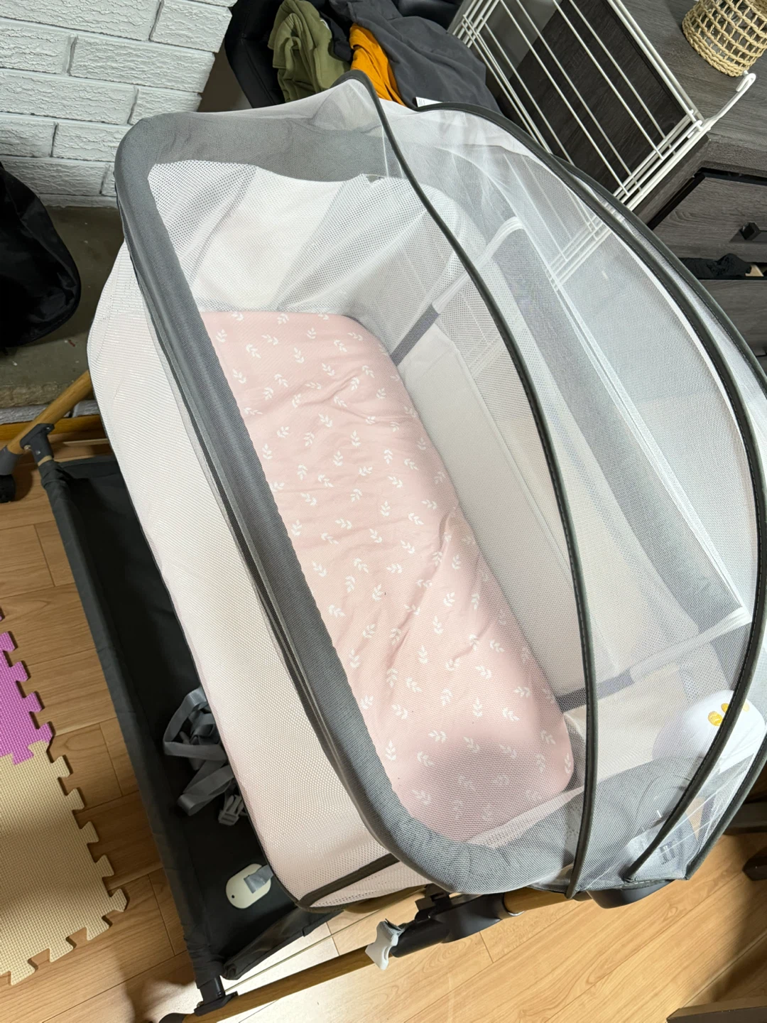 Baby Bassinet with Mosquito Netting - photo 2