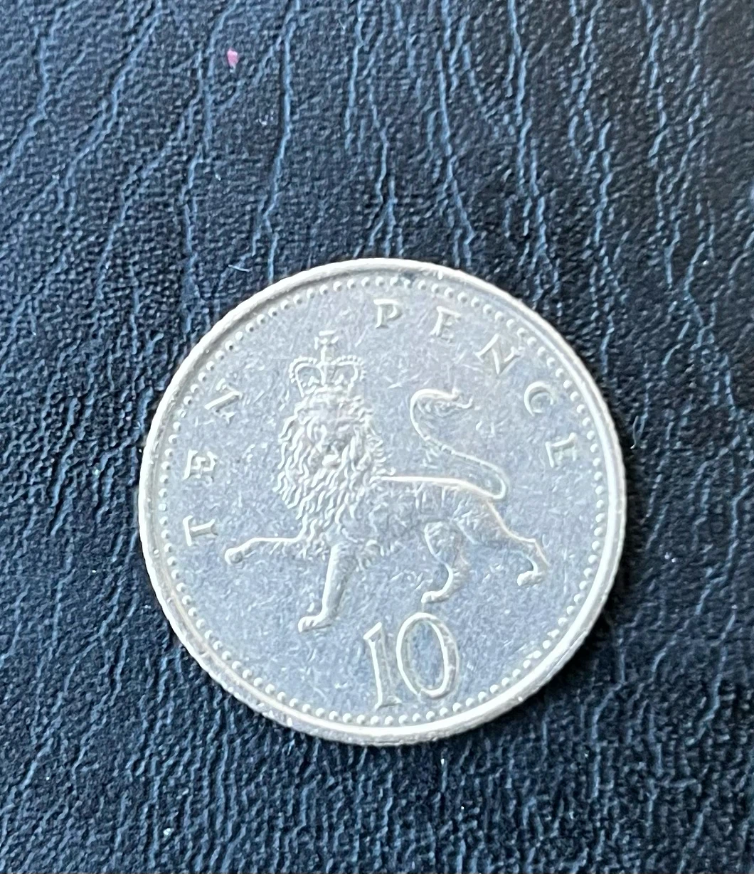 Uk lion 🦁 10 Pence Coin - 2002