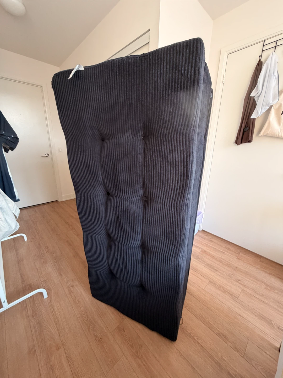 Tri-Foldable Futon Mattress - QUEEN SIZE - photo 3