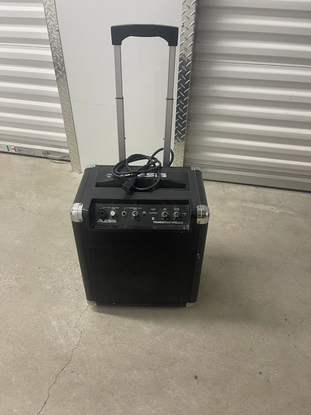 Alesis TransActive Wireless Speaker with Wheels