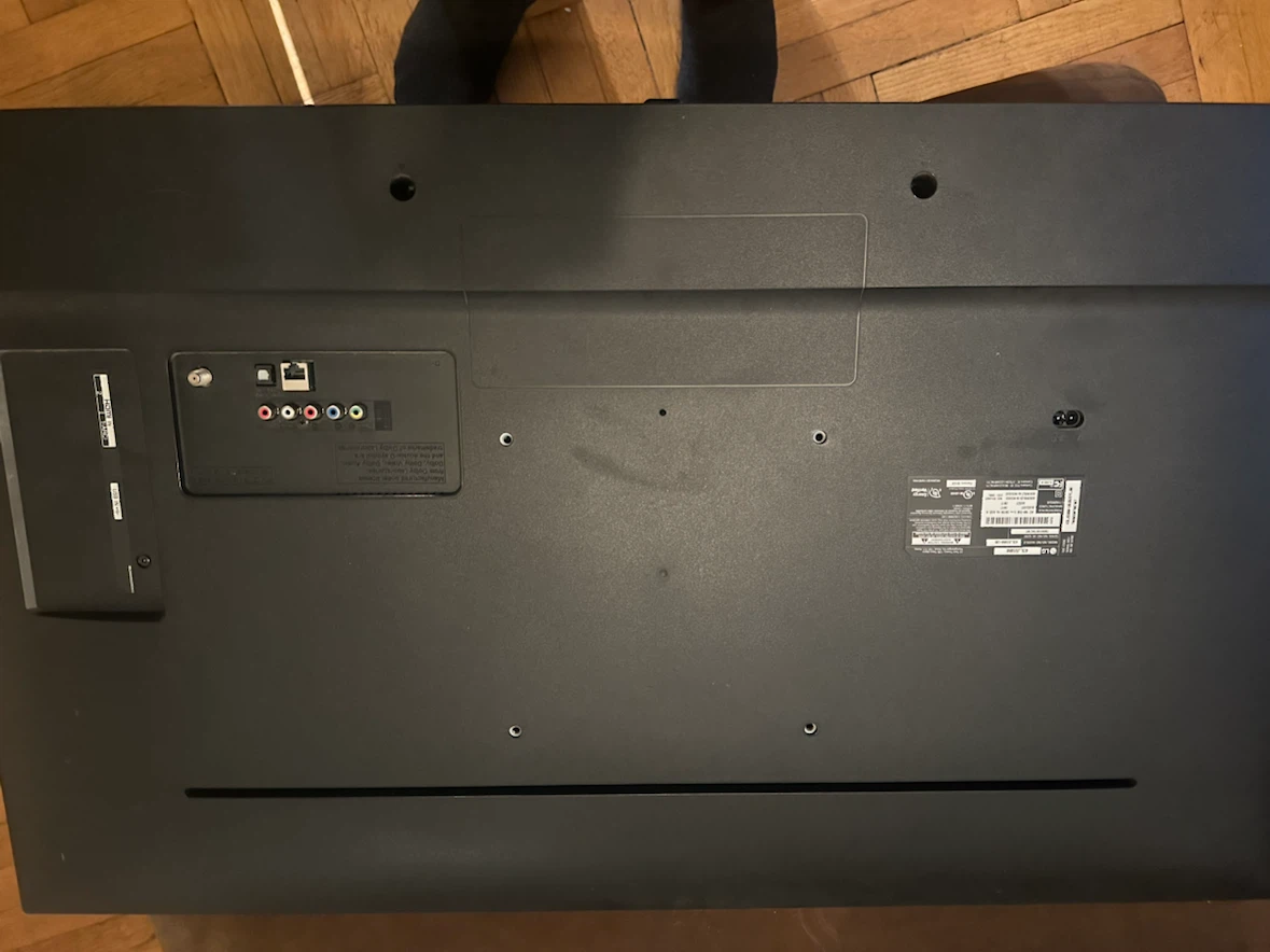 LG 32 inch Smart TV with Remote and Stand legs - photo 3