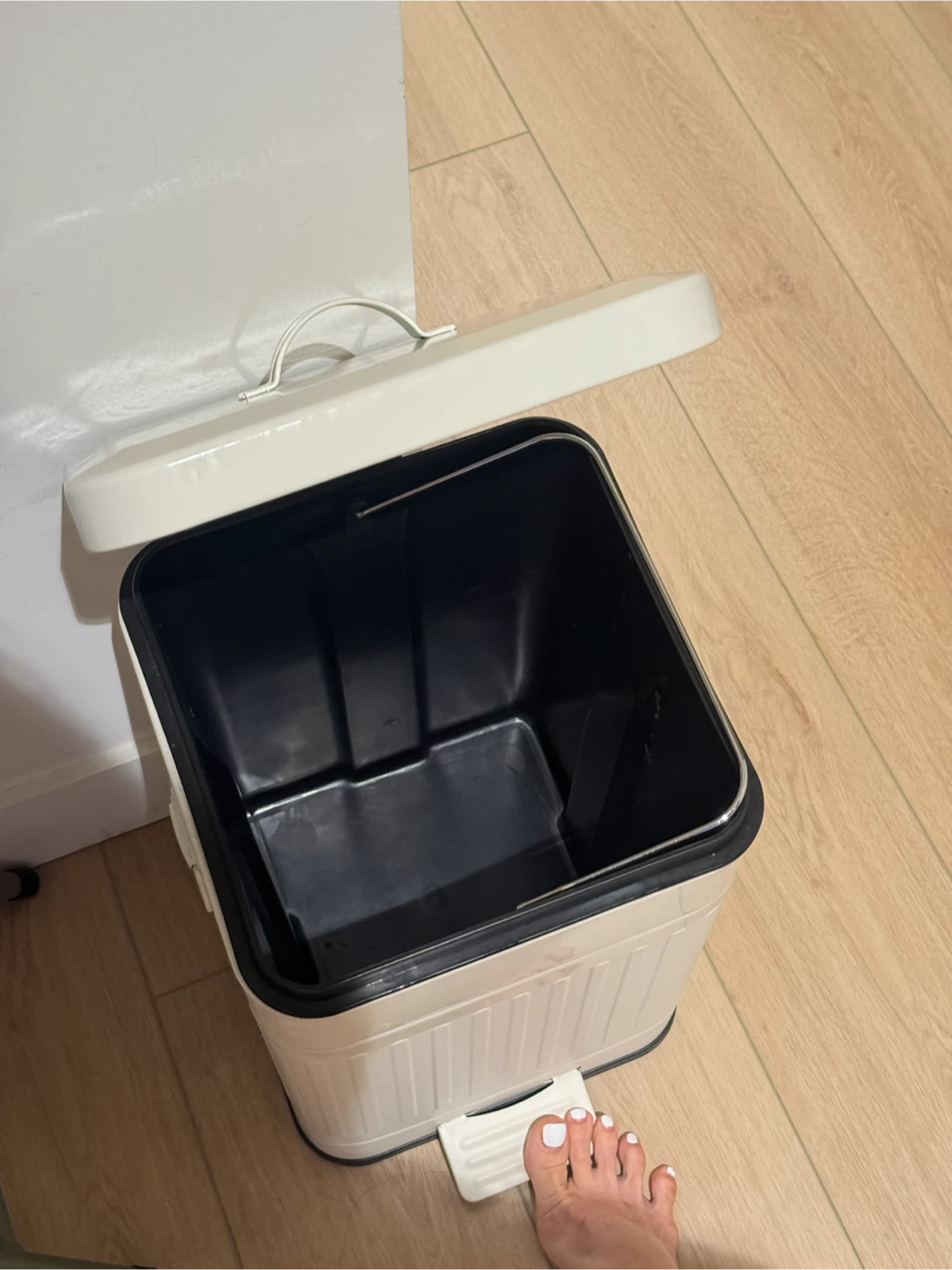Small Kitchen Bin with Pedal (Zara Home) - photo 4