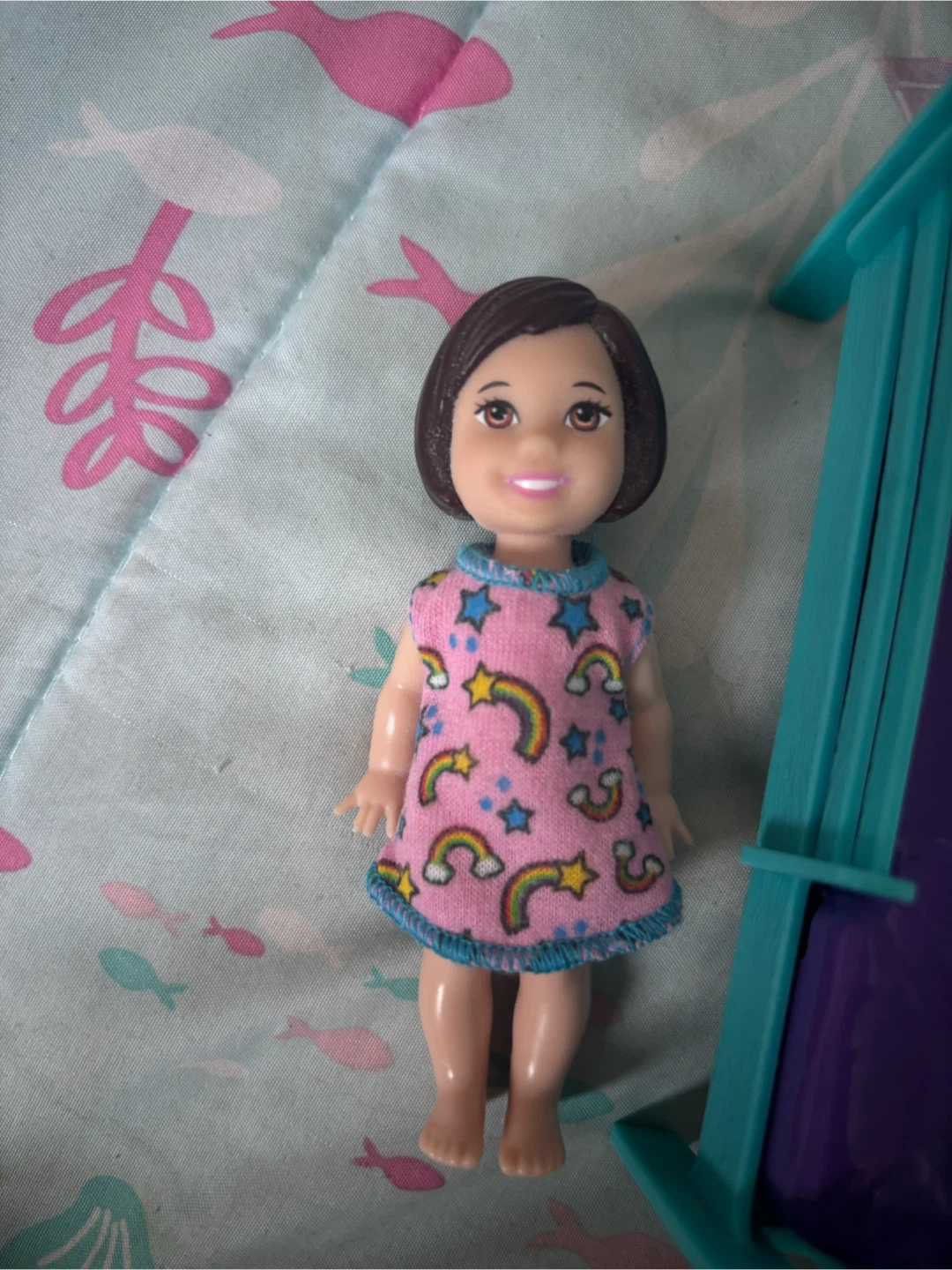 Little girl Barbie with a Barbie bed and a teenage girl Barbie - photo 2