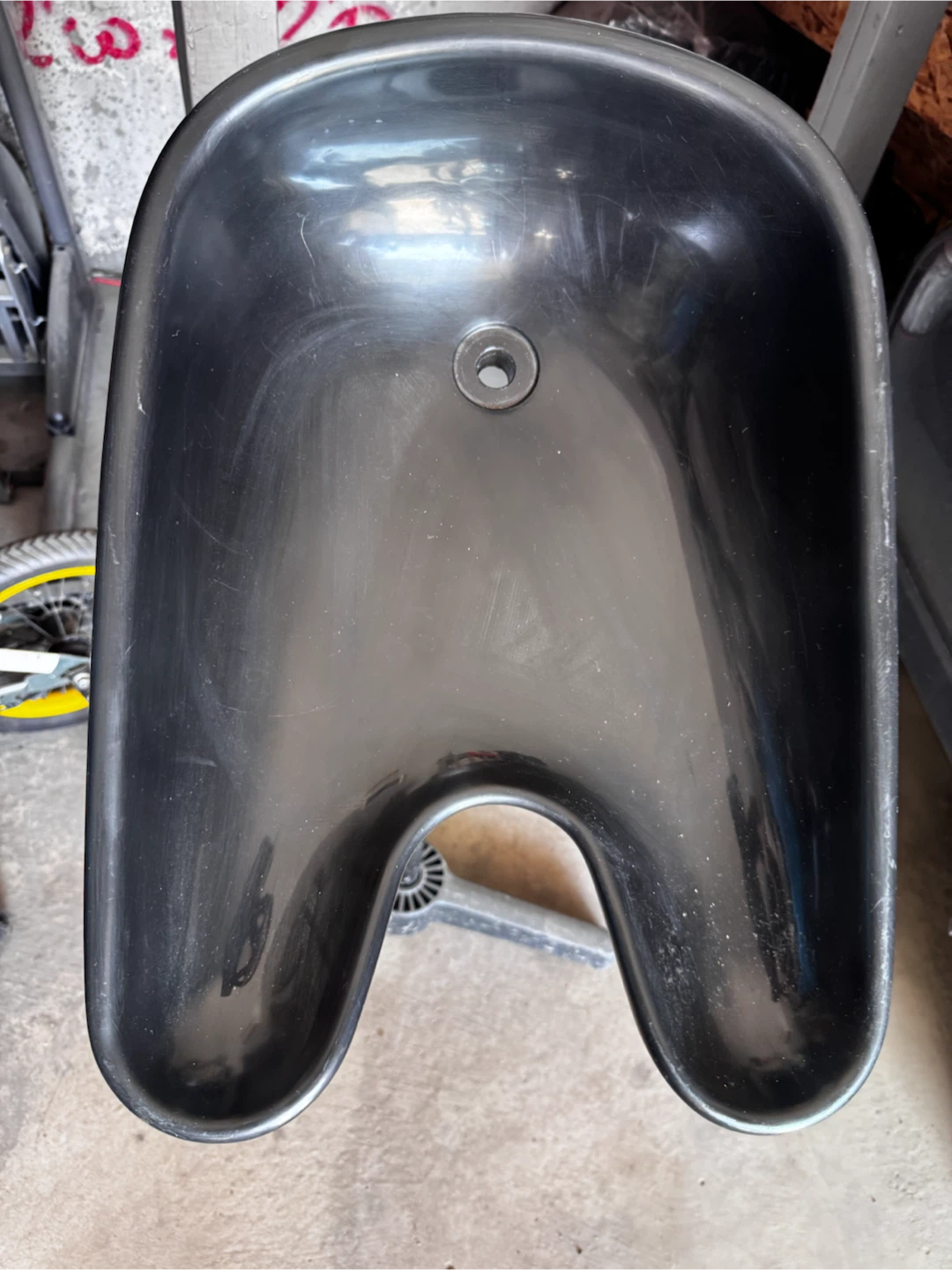 Black Shampoo Bowl