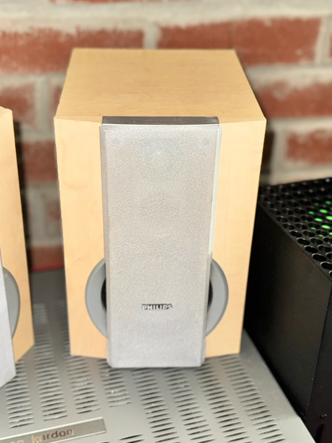 Philips Micro System Wood Speakers (8 Ohm)