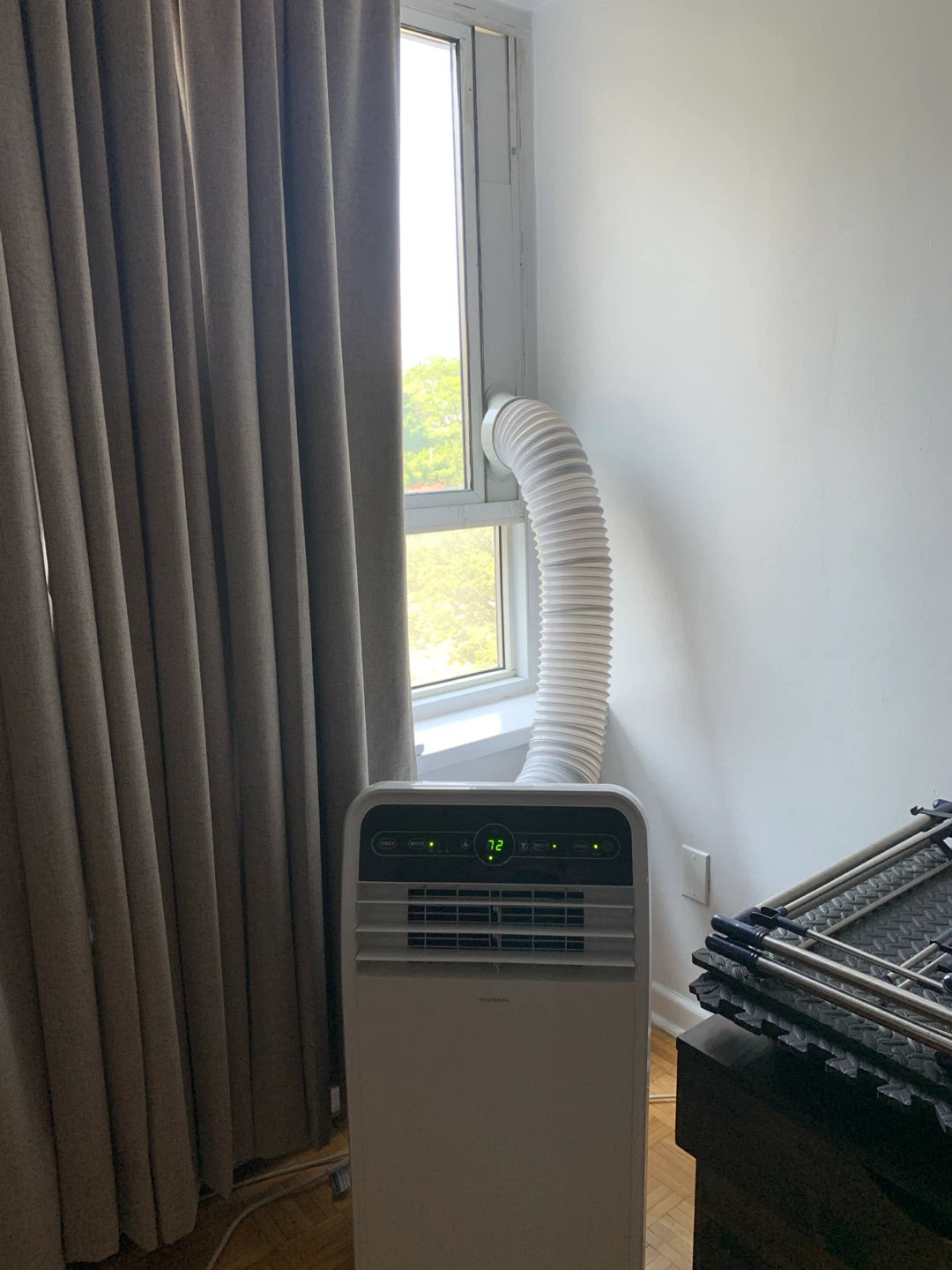 Insignia Portable Air Conditioner - photo 2