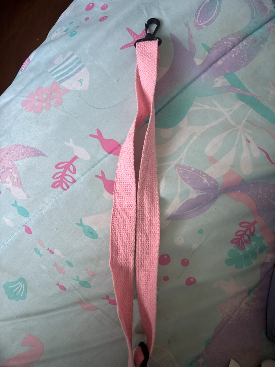 Pink crossbody bag with the strap - photo 3