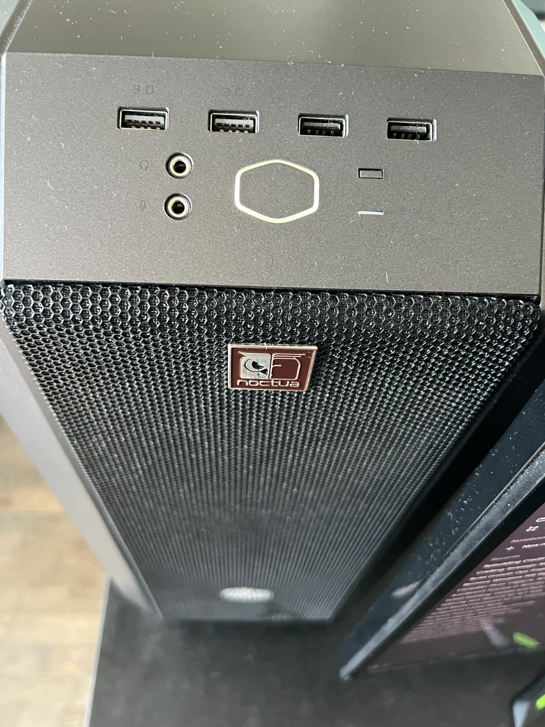 Custom built desktop gaming pc RTX 4080 super GPU - photo 3