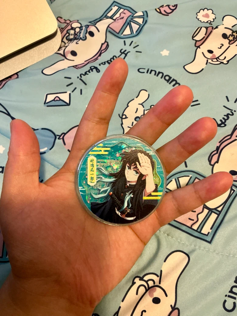 Demon Slayer Muichiro Tokito glitter shaker pin - photo 3