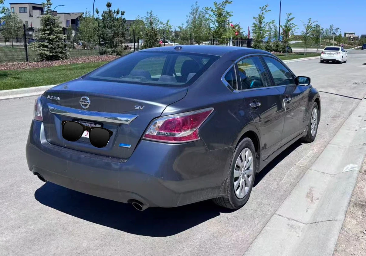 Nissan Altima SV Sedan - photo 4