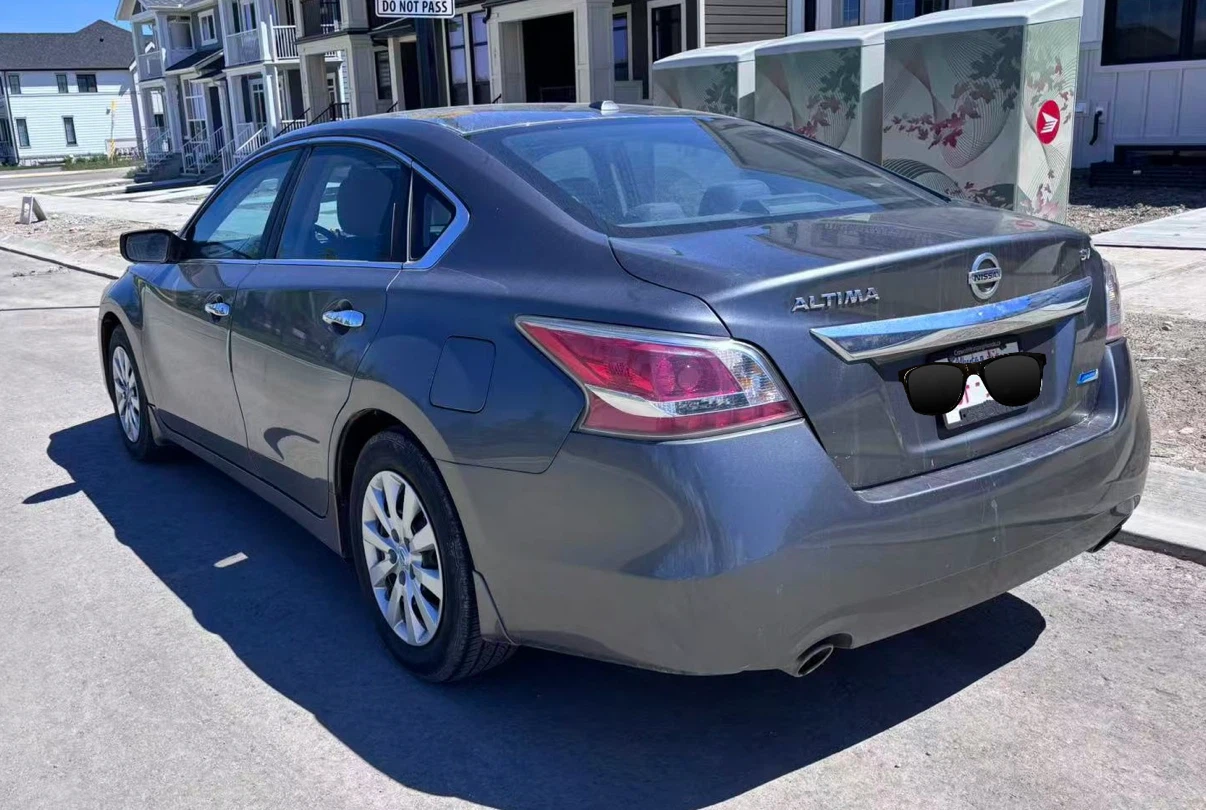 Nissan Altima SV Sedan - photo 5