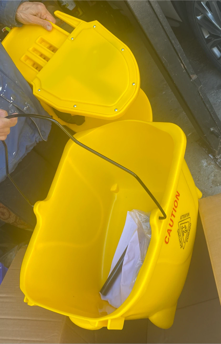 ATTAX Sidepress Wringer Bucket Combo - 8.5 gal (32 L) - Yellow - photo 3