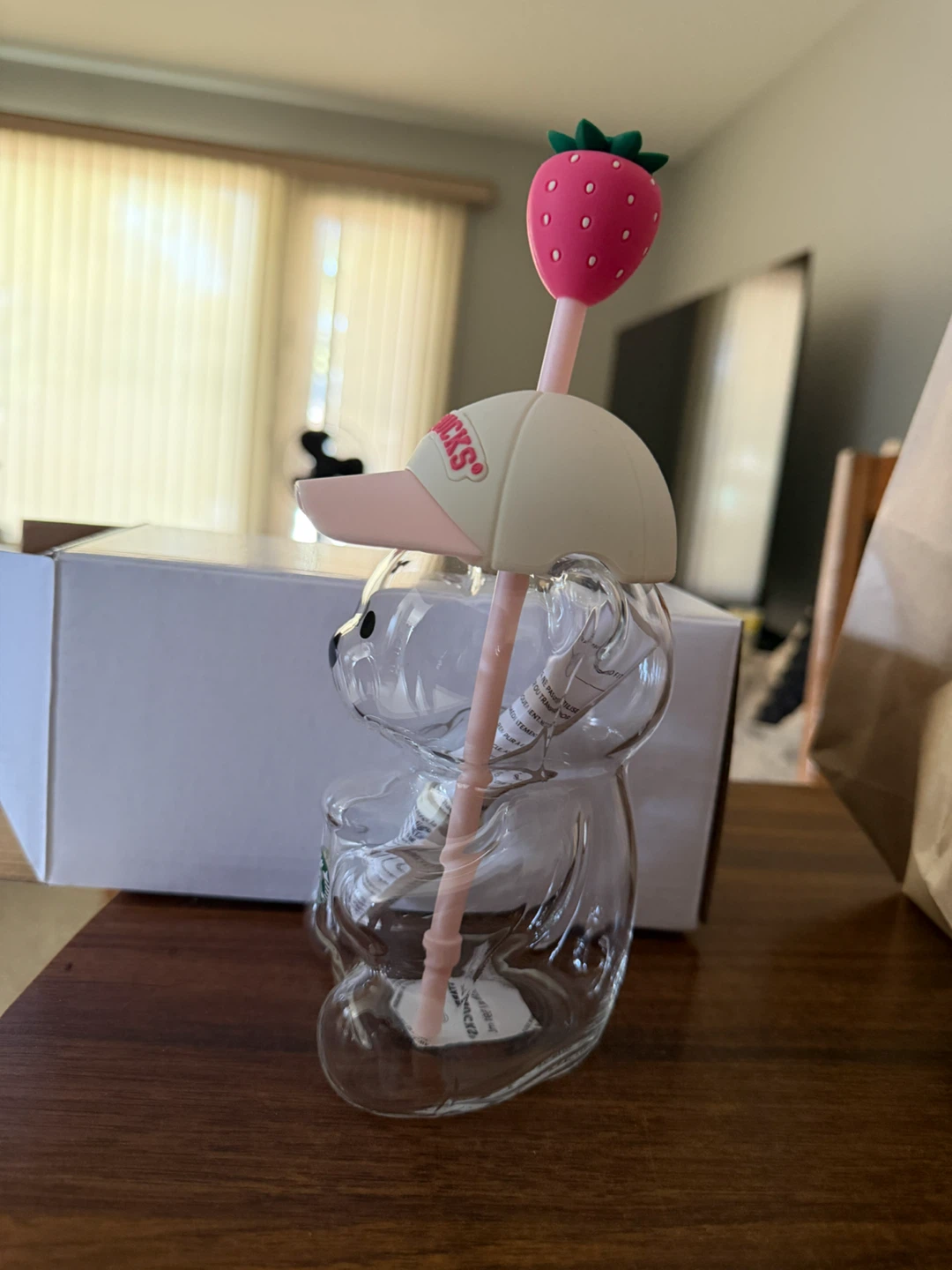 Starbucks Bear Glass Tumbler with Strawberry Straw (Bearista)