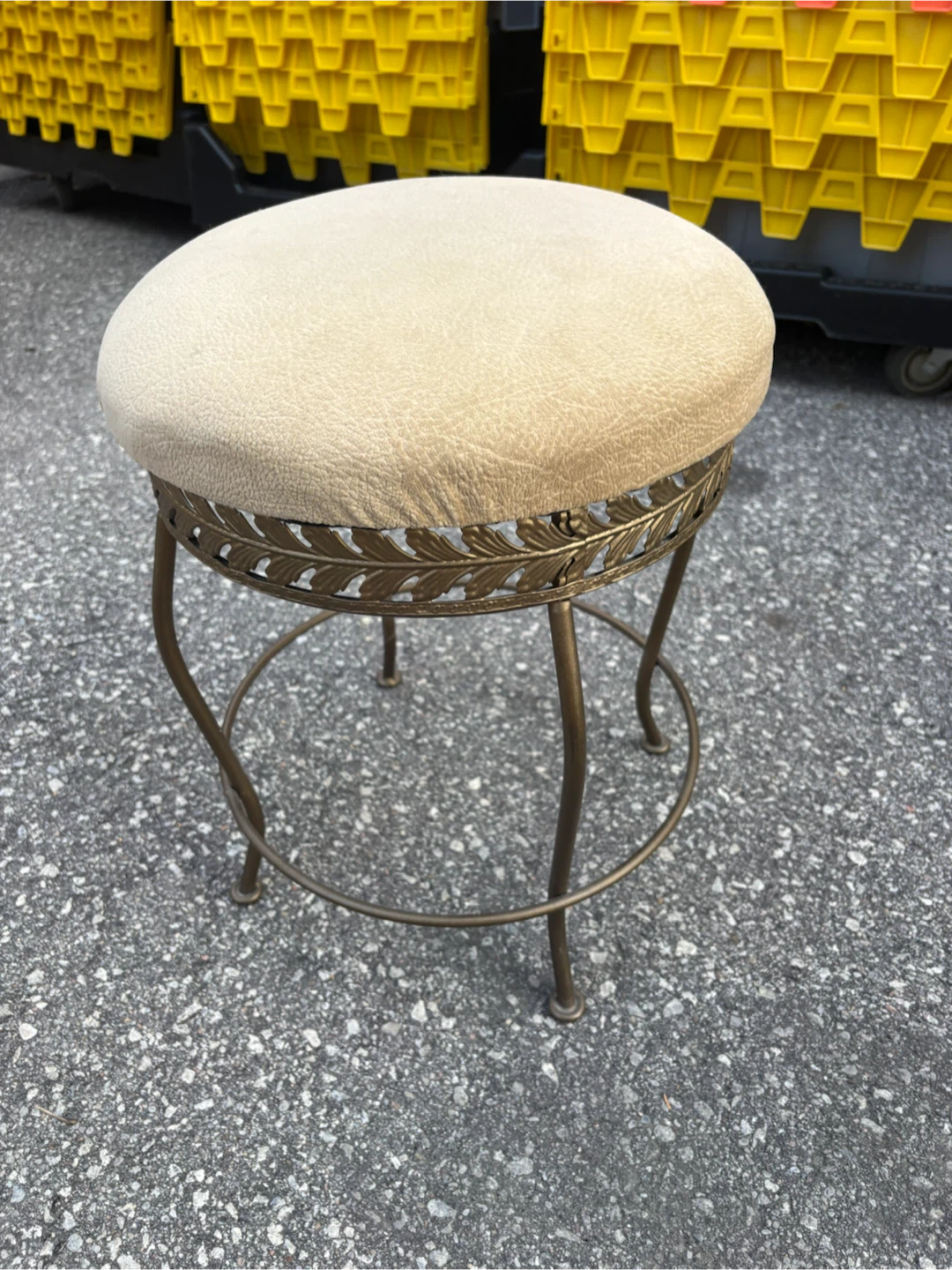 Free delivery Used Vintage Vanity Stool with Leaf Accent - photo 3