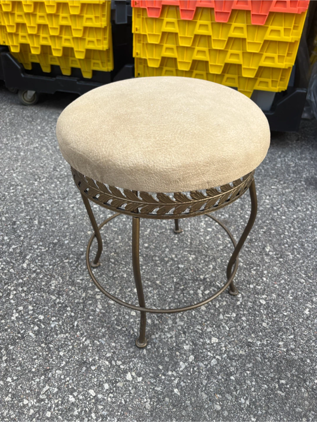 Free delivery Used Vintage Vanity Stool with Leaf Accent - photo 4