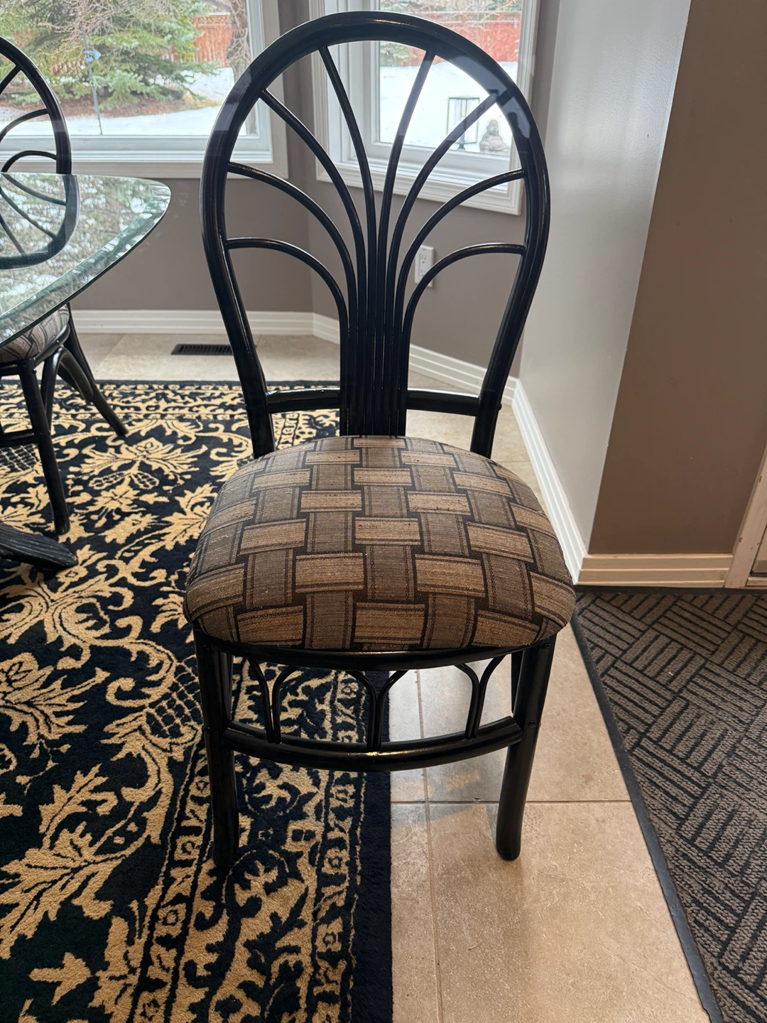 Wicker kitchen or dining room table and chairs - photo 4