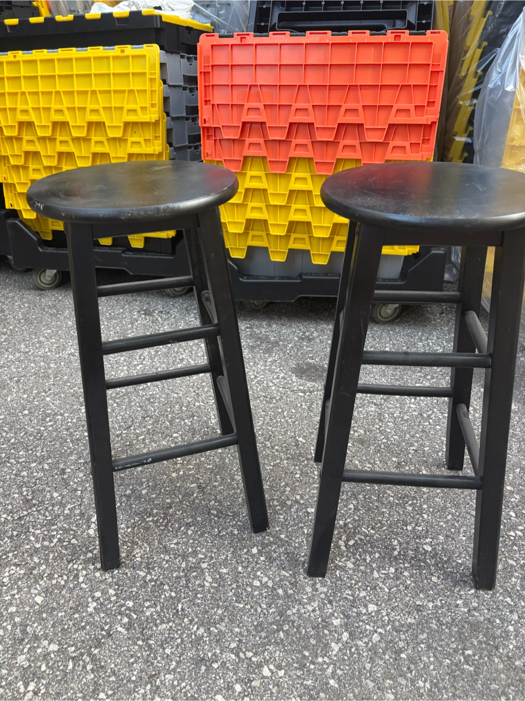 Free delivery used Set of 2 Black Bar Stools