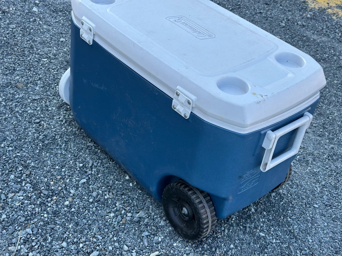 Coleman Xtreme Wheeled Cooler - photo 2