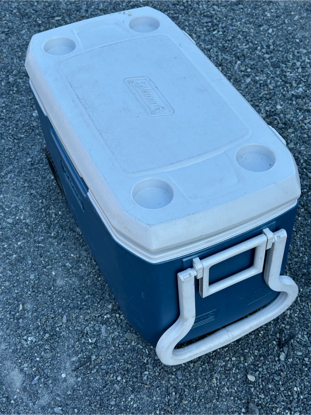 Coleman Xtreme Wheeled Cooler - photo 4