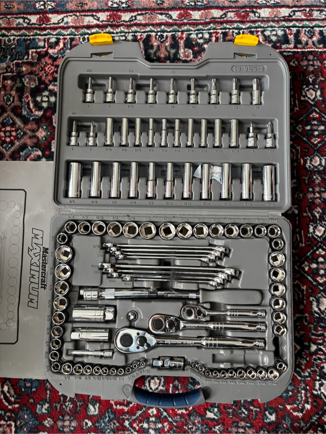 100 pc Mastercraft Maximum Socket Set Tool Kit - photo 2