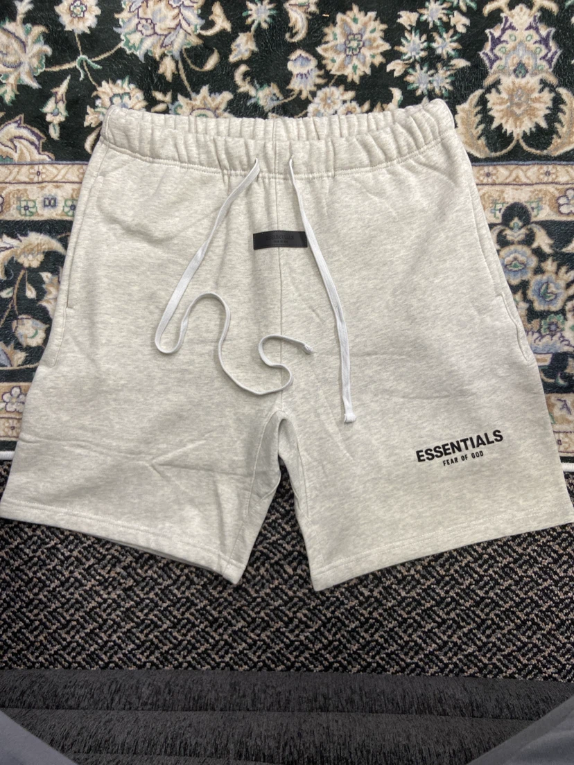Essentials shorts Oatmeal version
