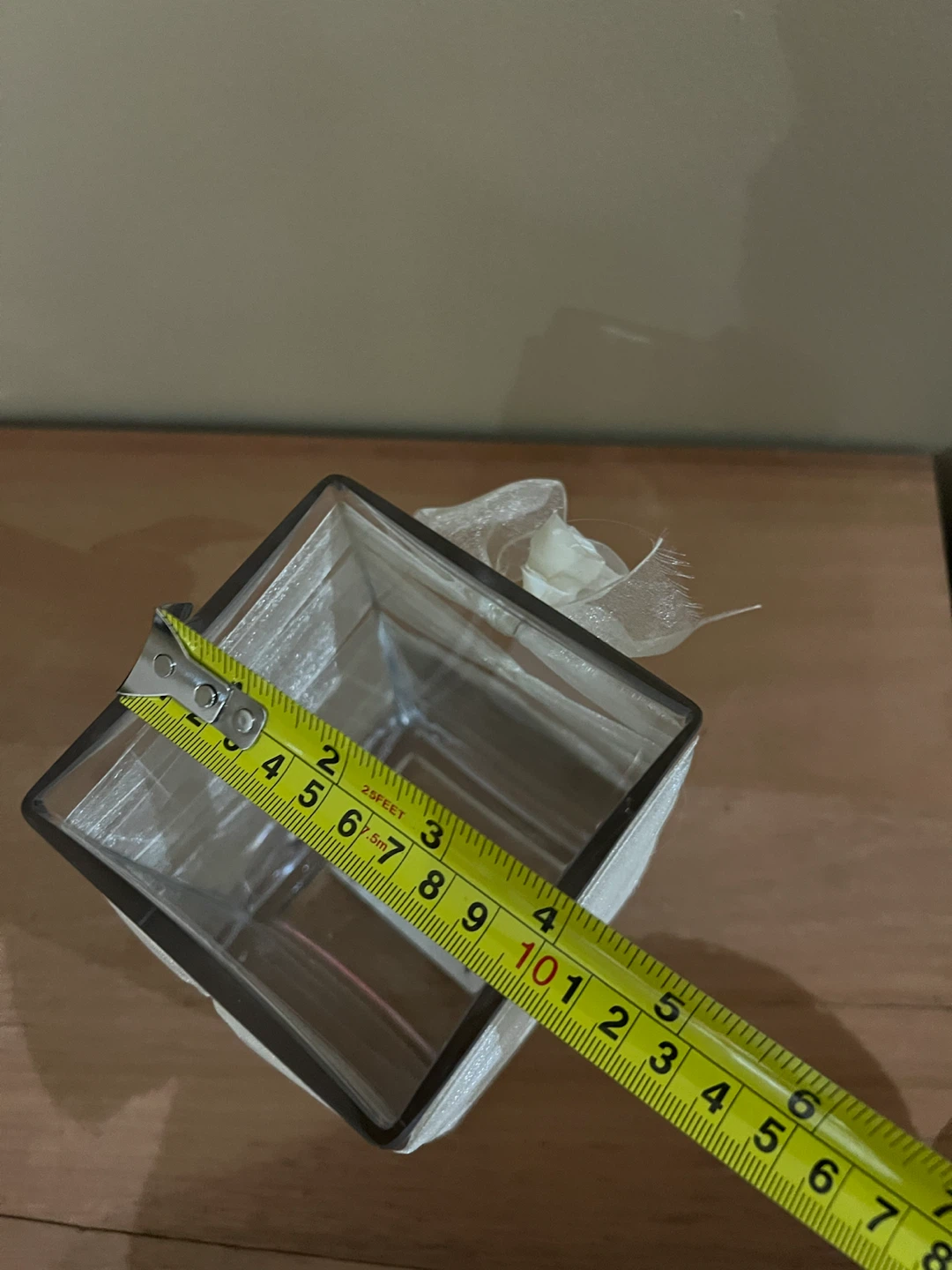 Clear Square Vase with White Ribbon - photo 3