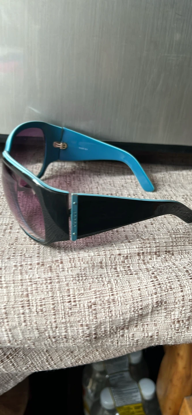 Gucci Sunglasses GG 2902/S - photo 2