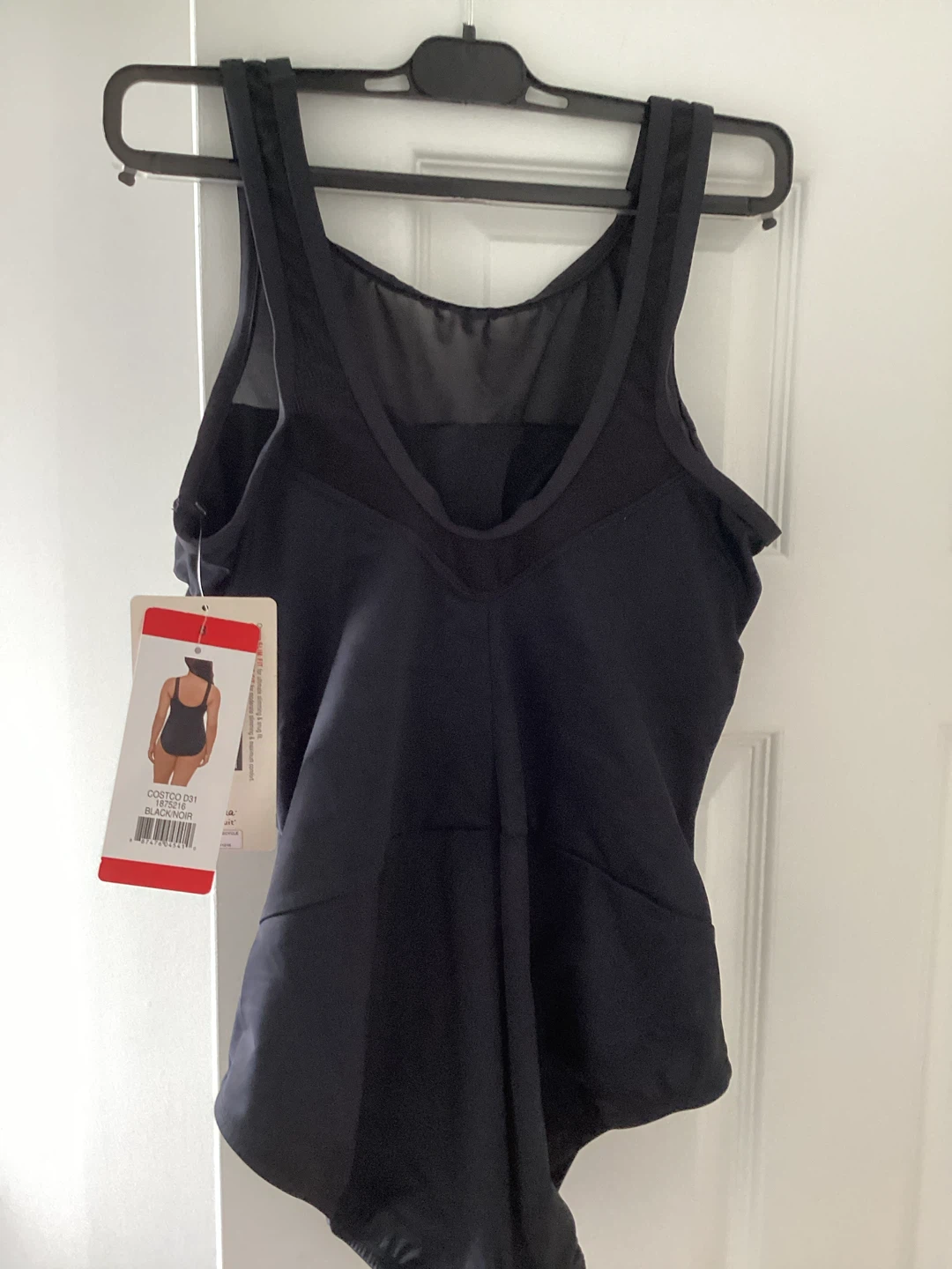 NWT Miraclesuit Black Swimsuit - Size 8 - photo 5