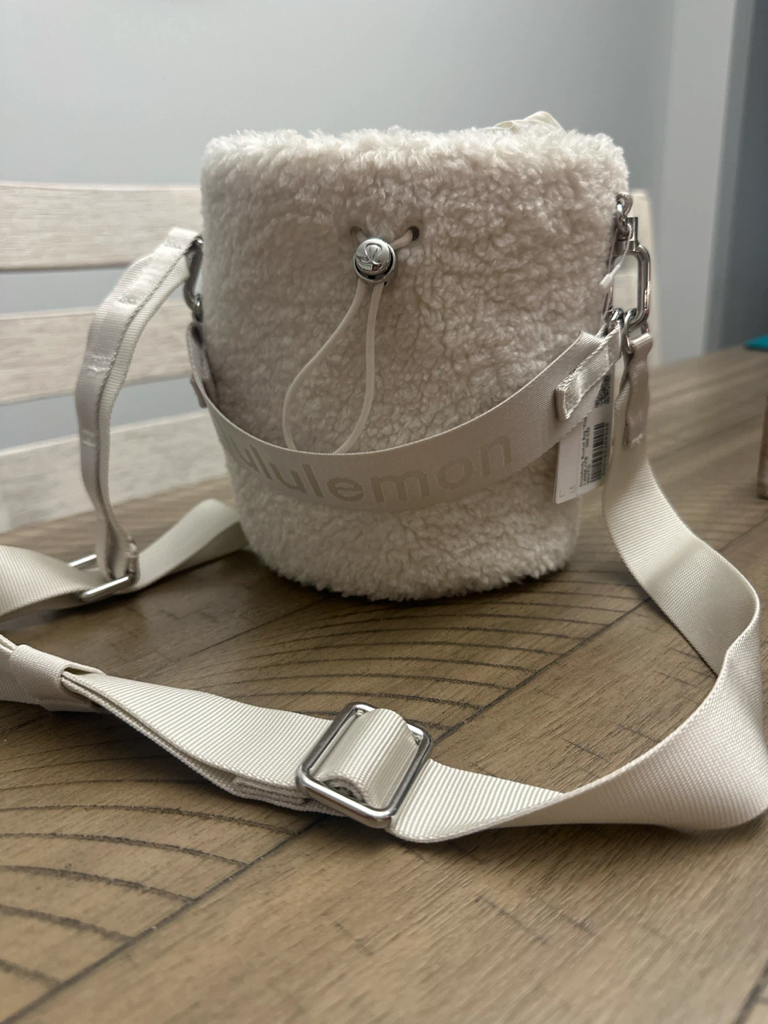 New Lululemon Fleece Crossbody Bucket Bag