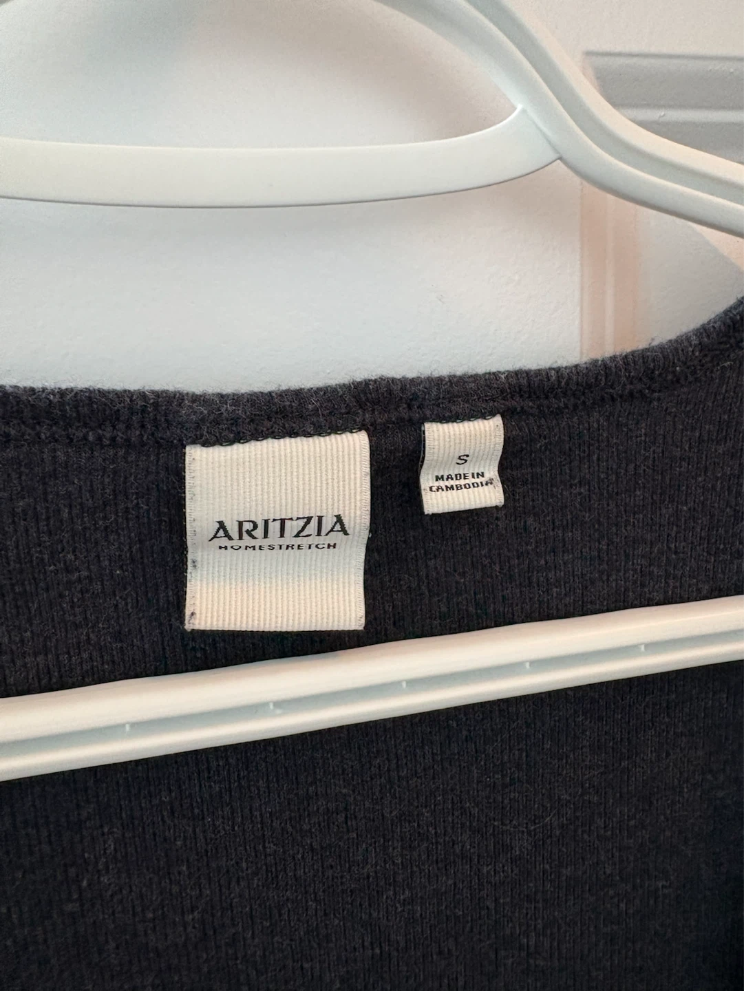 Aritzia T-shirt - photo 3