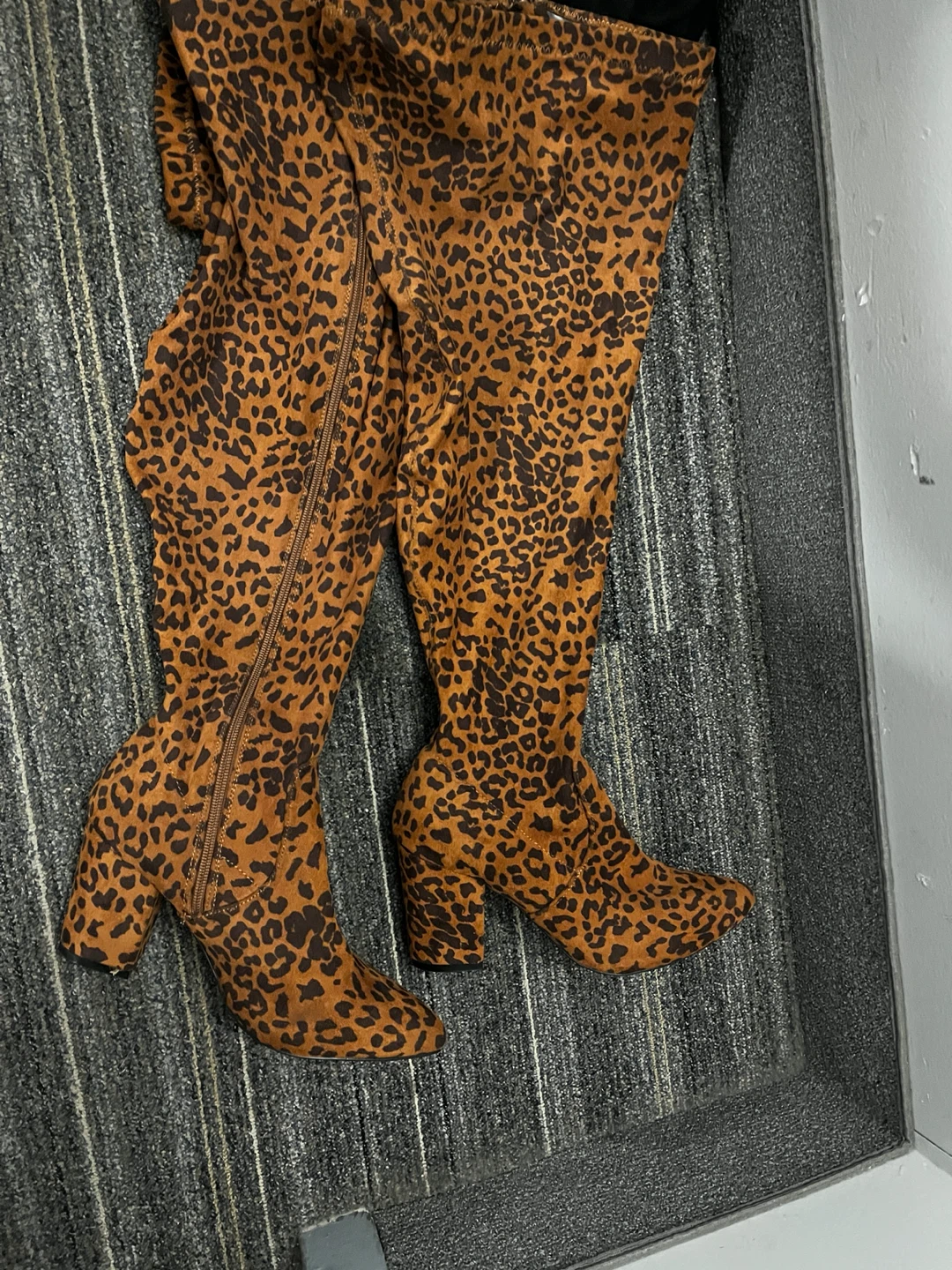 Leopard Print Over-the-Knee Boots Size 8WW