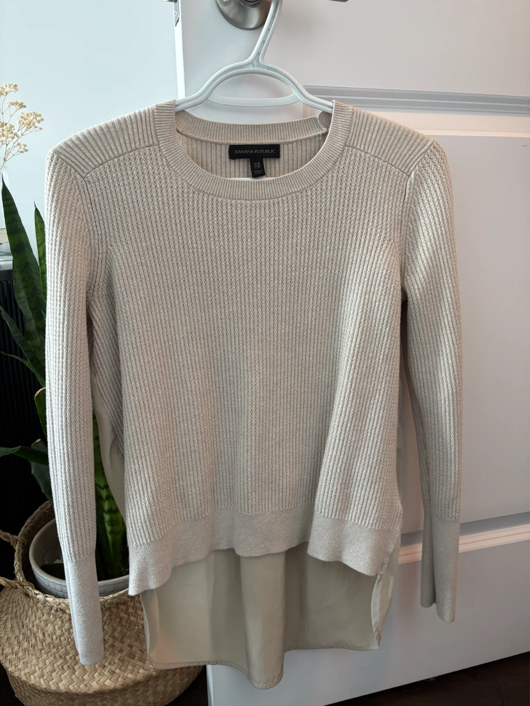 Banana Republic Sweater - XS