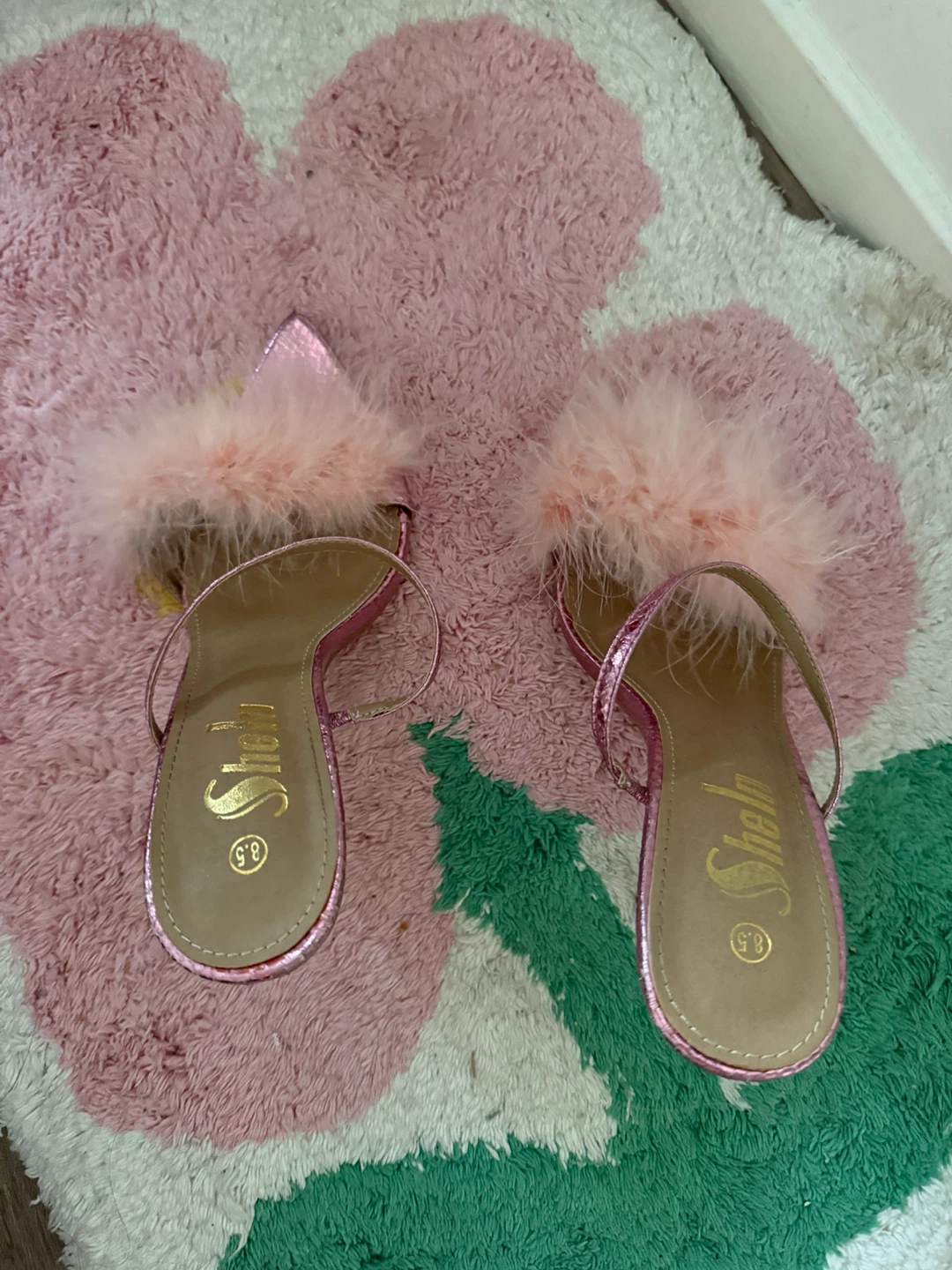 Pink Feather Stiletto Heels Size 8.5 - photo 3
