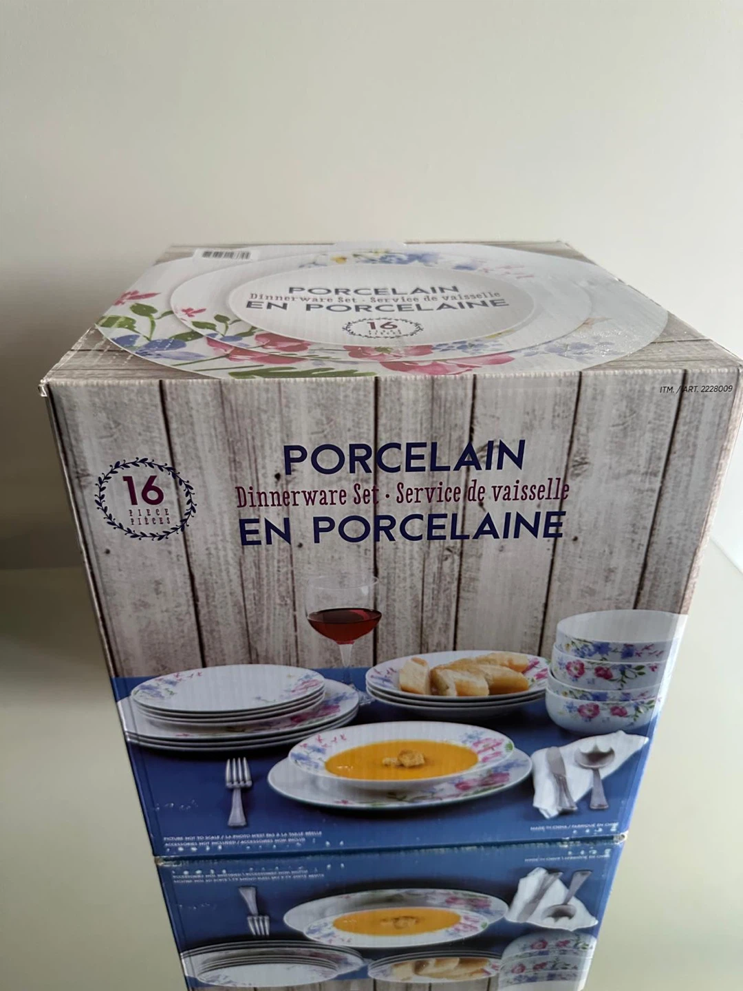 16 Piece Porcelain Dinnerware Set - photo 2