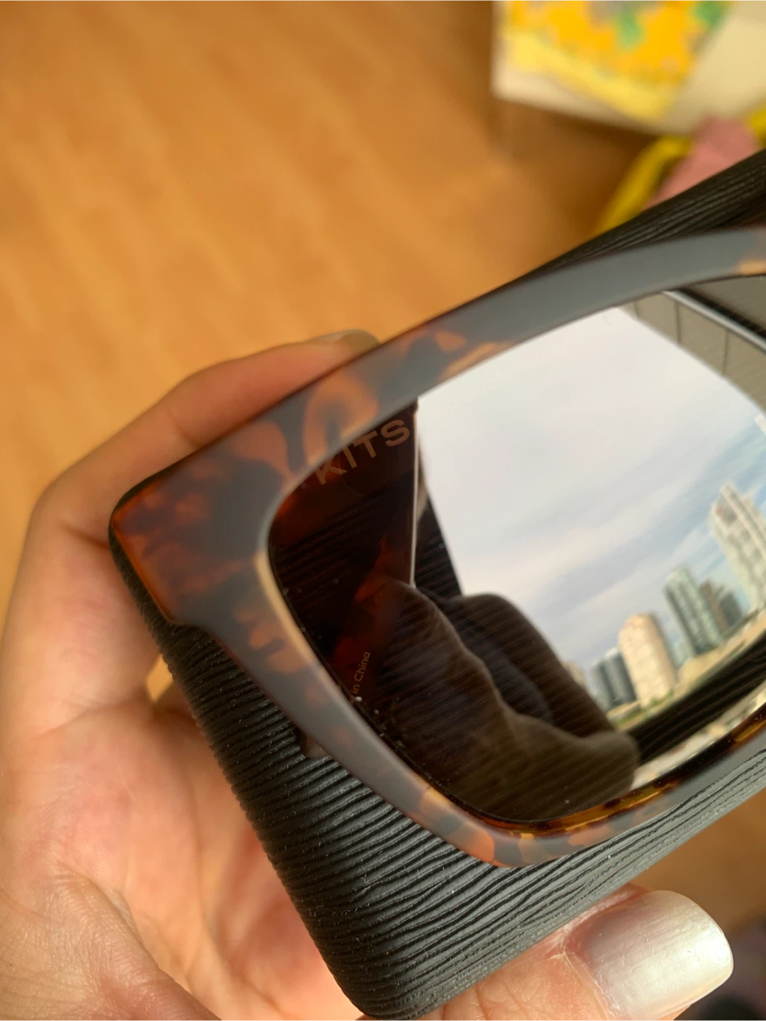 KITS Tortoiseshell Sunglasses - photo 2