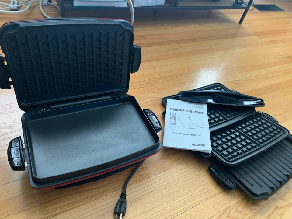 George Foreman Grilling Machine - photo 3